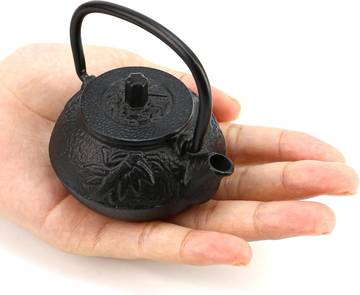 Artiforté Hand Crafted Cast Iron Teapot